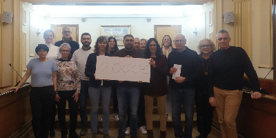 La fiesta solidaria de fin de año de Amposta ha recogido 2.000 euros para Emma